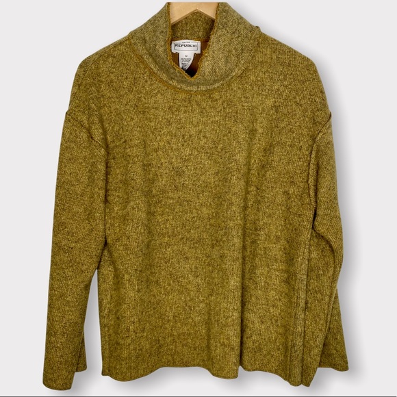 For the Republic drop shoulder ribbed high neck wide sleeves size medium top - Picture 4 of 10